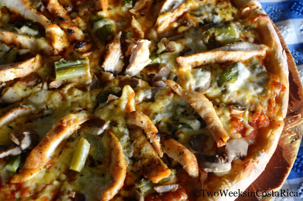 Pizza at Moya's Place, Costa Rica